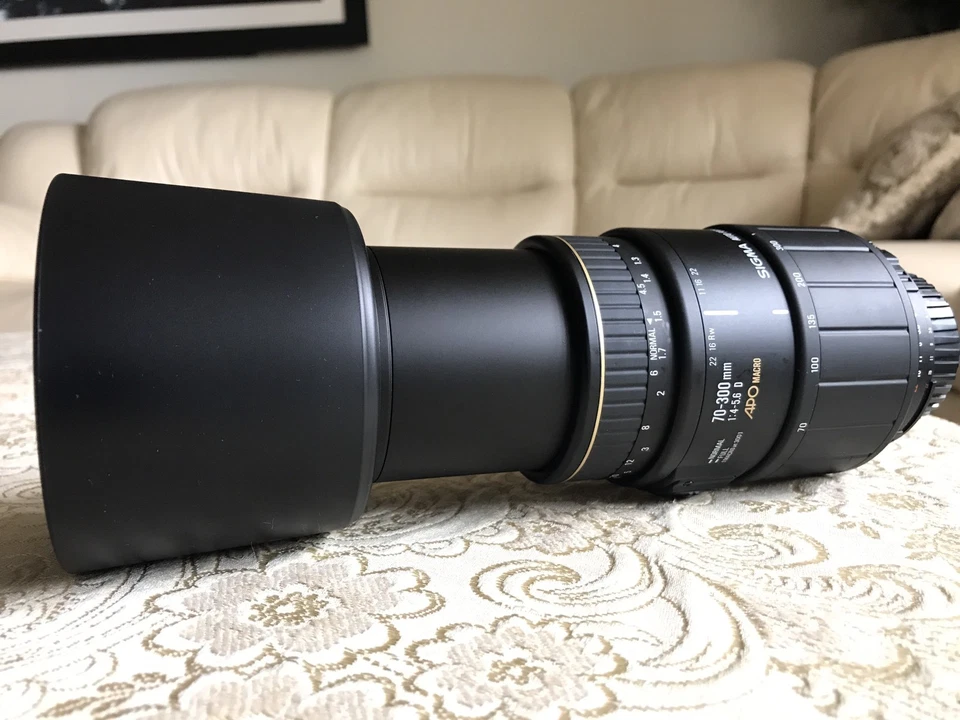 Sigma DG 70-300mm f/4.0-5.6 APO MACRO Lens For Nikon... BRAND NEW IN BOX - Image 1 of 4