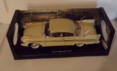 Coche Look Motor Max 1958 Plymouth Fury fundido a presión 1/18 nuevo en caja Foto 1 de 4