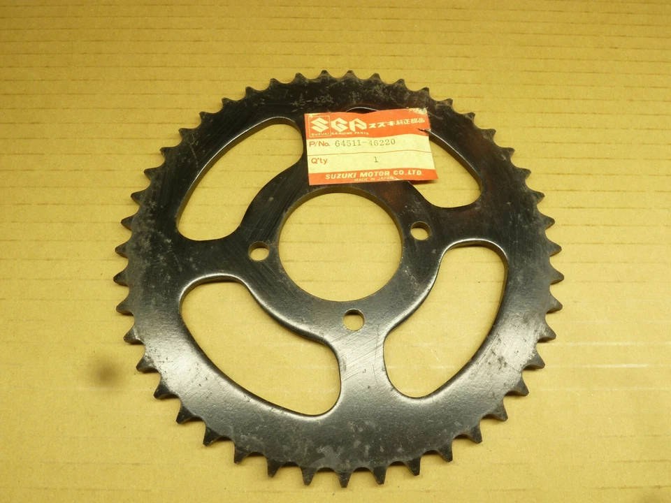 1979 1980 SUZUKI OR50 SPROCKET NOS NEW RARE  - Image 1 of 1