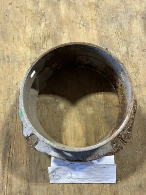 70 71 72 73 74 75 76 volvo 140 142 145 Headlight Head Light Mount Bucket Bracket Foto 1 de 4