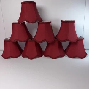 Juego de 8 cortinas de lámpara Chandlier clip de tela en Borgoña 5" de alto vintage - Imagen 1 de 8