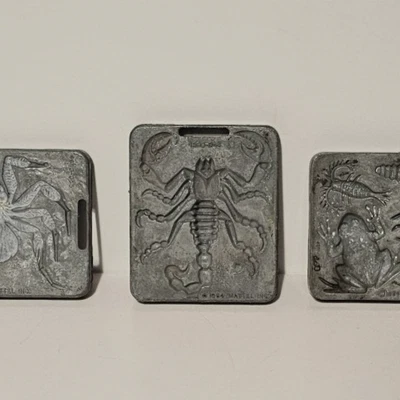 3 moldes de colección 1964 Mattel "Thing Maker" Scorpion Frog Bug Halloween espeluznante espeluznante Foto 1 de 4