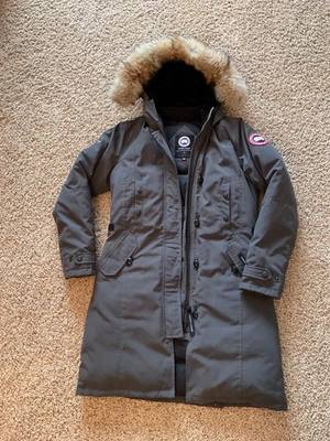 Authentic Canada Goose KENSINGTON Down Parka Womens Sz M Medium Graphite - Image 1 of 4