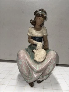 RARA Figura Lladro Niña Cordero Alimentando 15” - Imagen 1 de 11
