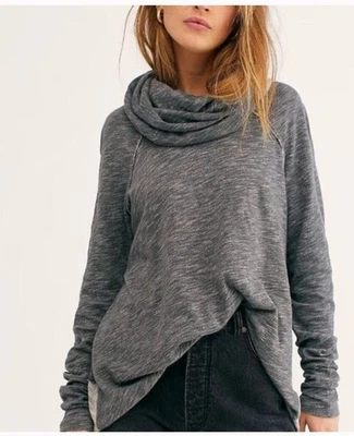 Sudadera Free People FP Beach Mediana Un Cuerpo Cocoon Gran Tamaño Capucha Cuello Gris Foto 1 de 4