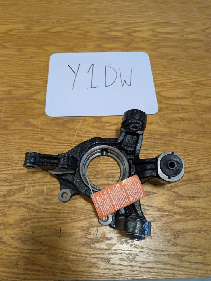 Nudillo de dirección trasero izquierdo derecho Toyota Highlander 2008-13 Venza 09-15 AWD Y1G Foto 1 de 1