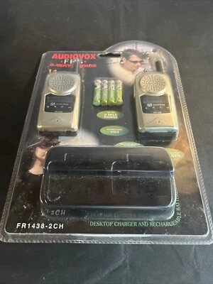 Audiovox“FRS”2路收音机14频道全新带盒 — 第 1/4 张图片