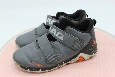 SHAQ 青少年鞋 5.5 码男孩黑色灰色运动鞋篮球系带 — 第 1/4 张图片