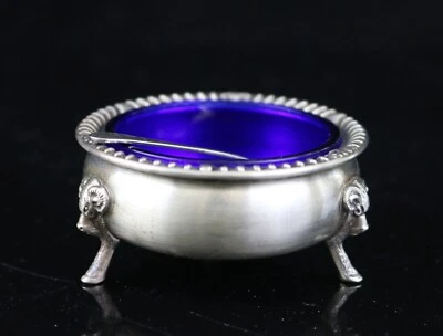 Bodega de ley reproducción Frank M Whiting George II con inserto de vidrio cobalto Foto 1 de 4