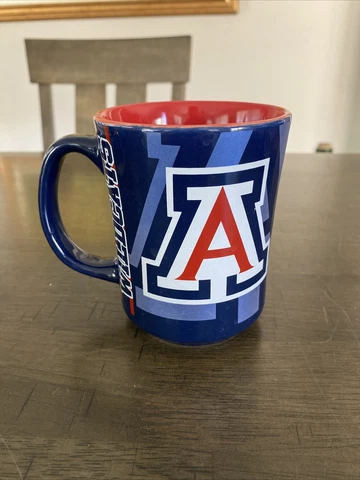 University of Arizona Wildcats Coffee Cup/mug  EUC Cover