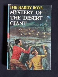 Hardy boy's hard cover book #40 The Mystery Of The Desert Giant 1961 printing - Bild 1 von 6