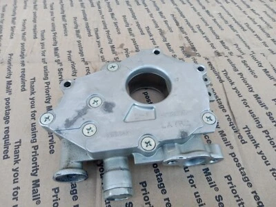 2008 2009 2010 2011 2012 2013  INFINITI G37 OIL PUMP VQ37VHR Foto 1 de 4