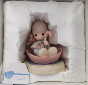 Precious Moments Disney You Make The Best Of A Rainy Day Christopher Robin Roo - Bild 1 von 12