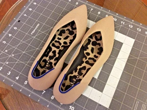 Ballerine a punta Rothy’s The Point in maglia ecrù (152-002) da donna taglia 7 - Foto 1 di 20