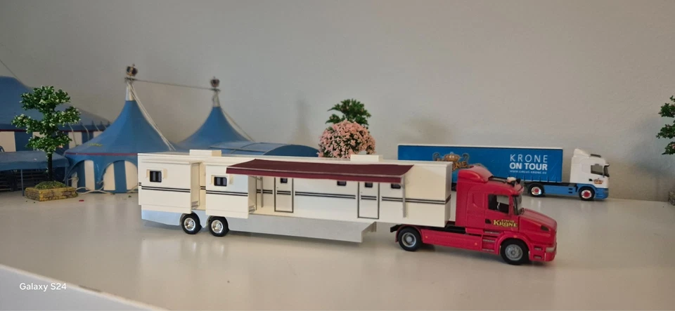 herpa circus krone wohnwagen MKB MEINHART - Bild 1 von 4