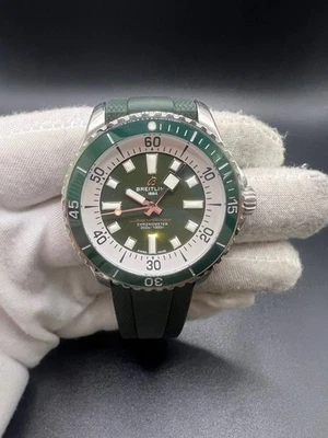 Nuevo Breitling Superocean 2025 44 mm pegatinas de goma verde A17376 (A17376A31L1S1) Foto 1 de 4