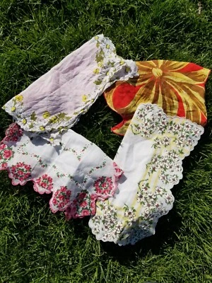 Vintage Handkercheif lot of four Hankees beautiful floral pink yellow  - Image 1 of 4