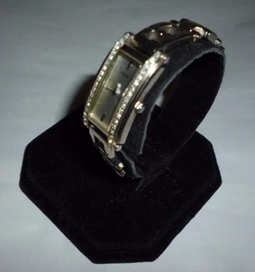 Ladies Guess Crystal Diamond Bezel Silvertone Quartz Watch Link Band G75728L - Picture 1 of 4