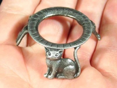 Soporte de exhibición esfera tamaño pequeño diseño CAT color plata Foto 1 de 4