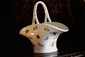 Grace's Teaware Multi-Colour Bee Floral Handled Porcelain Basket New - Picture 1 of 7