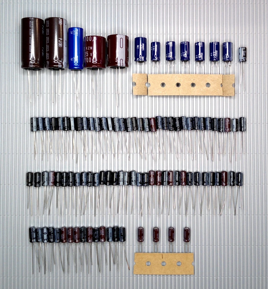 GRUNDIG FINE ARTS CD 9009 komplett Elkos repair recap caps complete recap kit - Bild 1 von 1