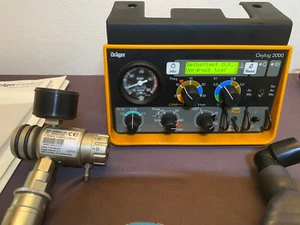 Notfall Beatmungsgerät - Bild 1 von 11