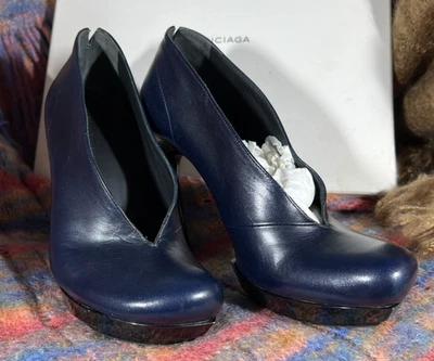 Iconic Balenciaga Indigo Blue Kidskin Leather Platform Stiletto Pumps 38 - Image 1 of 4