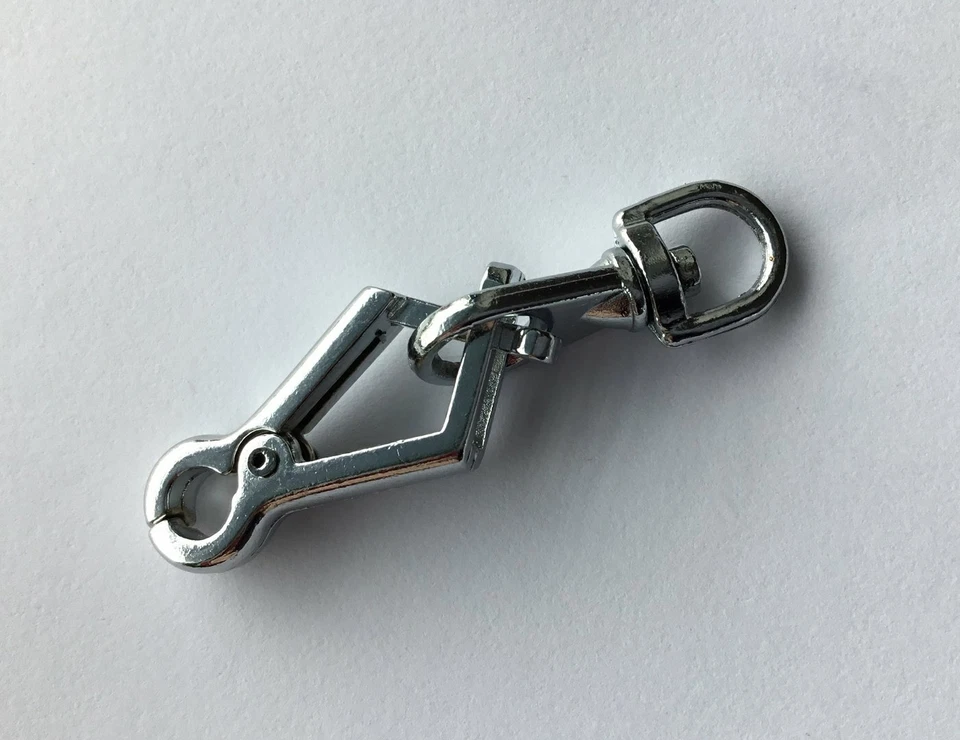 2 small dog leash carabiners, pliers carabiners, die cast/chrome plated 60 x 8 - Image 1 of 1