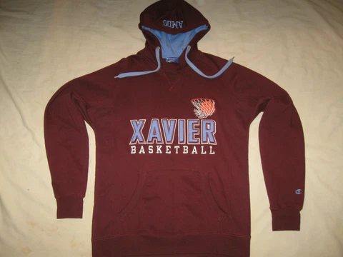 Xavier Musketeers Basketball Vintage Hoodie Sweatshirt Men's Small XU NCAA Cincy Cover