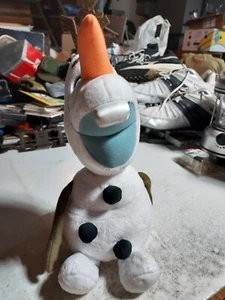 Olaf Disney Frozen 14” Soft Plush Toy Snowman Genuine Disney Store Plush - Picture 1 of 5