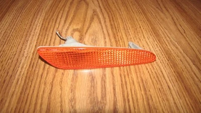 03-06 MERCEDES-BENZ CLASE SL MARCADOR DELANTERO LUZ DERECHA OEM PASAJERO Foto 1 de 2