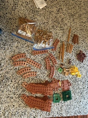 Genuine Lincoln Logs and Accessories - Huge Collection Lot - Image 1 of 4