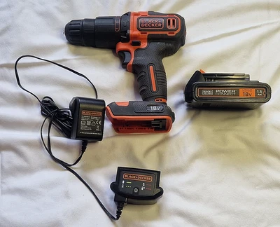 Black & Decker cordless combi hammer drill 18V + 1.5Ah battery & charger working - Image 1 of 4