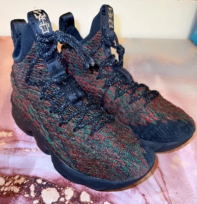 H🖤Nike Lebron Hi-Top Pull On Tenis Talla 7Y Zapatos Negros Niño Niña Zapatos Foto 1 de 4