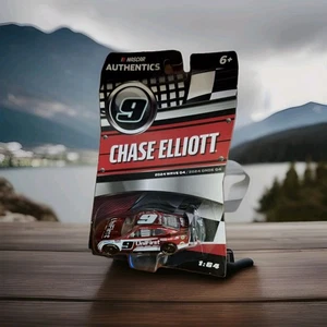 NASCAR AUTHENTICICS 🏁.. 2024 WAVE 04.. CHASE ELLIOTT.. UNIFIRST CAR NUMBER 9 - Imagen 1 de 4