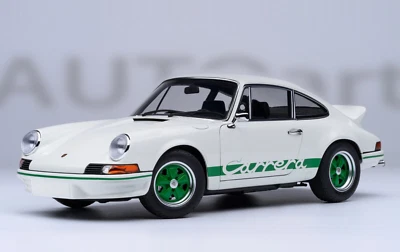 Porsche 911 Carrera 2.7 RS Grand Prix white/green stripes 1:18 AUTOart 78031 - Bild 1 von 4