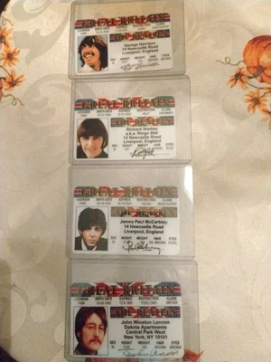 Memorabilia de los Beatles, 4 tarjetas de los Beatles de Gran Bretaña. Foto 1 de 4