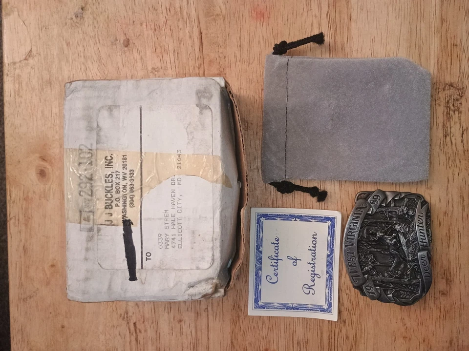 Hebilla de cinturón J J 1989 West Virginia Ciervo Cazador Foto 1 de 4