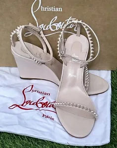 NEW CHRISTIAN LOUBOUTIN SO ME SPIKE 85 WEDGE SANDALS LECHE PATENT LEATHER SZ 39 - Picture 1 of 22