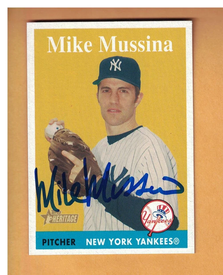 Mike Mussina AUTOGRAPHED 2007 TOPPS HERITAGE BASEBALL CARD SIGNED NEW YORK YANKS - Image 1 of 1