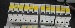 SQUARE D QOE QWIKLINE D6 D10 D16 D20 D32 D40 D63 10KA TRIPLE POLE MCB'S - Imagen 1 de 2