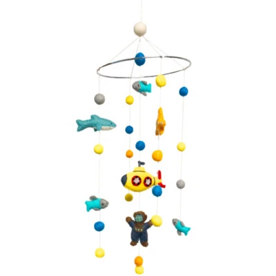 Mobile "Yellow Submarine" aus Filz für Baby, Kinder Unterwasserwelt von BeYoona