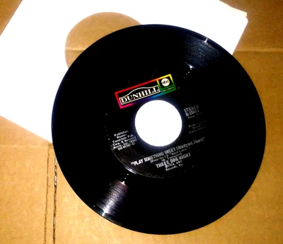 THREE DOG NIGHT Play Something Sweet/I'd Be So Happy ABC DUNHILL 45 RPM L@@K! - Image 1 of 2