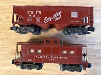 2 American Flyer S Gauge Freight--CB&Q 921 Coal Hopper w/Coal Load & 930 Caboose - Image 1 of 4