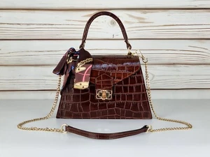 Elegant Leather Bag with Scarf, Premium Italian Craftsmanship, Handbag for Women - Imagen 1 de 10