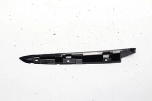 2022-2024 MITSUBISHI OUTLANDER REAR RIGHT SIDE INNER WINDOW MOLDING OEM - Foto 1 di 6