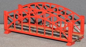 Märklin 467.2 Puente arqueado con escalera central rojo 18 cm de 1936 muy bueno a H0 - Imagen 1 de 1