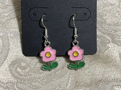 Vintage Pink Daisy Enamel Silver Dangle Fashion Bohemian Casual Fun Earrings - Image 1 of 2