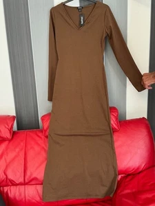 BNWT Maxi Dress Size 10 BOOHOO - Picture 1 of 2