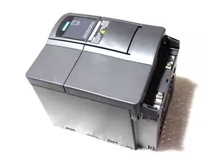 SIEMENS 6SE6430-2UD31-5CA0 6SE6 430-2UD31-5CA0 MICROMASTER 430 NUOVO - Foto 1 di 4